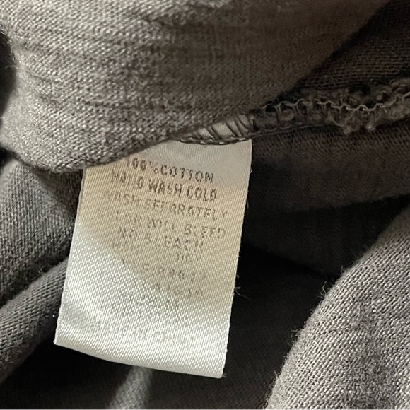 UMGEE Women's Short Sleeve Fringe Trim Hem Side Slit Tunic Top Relaxed Gray Med - Picture 6 of 8